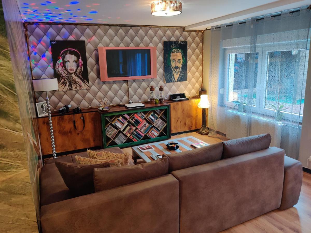 Feel Like Home / Fuhl Dich Wie Zu Hause Büchenbeuren Exteriör bild