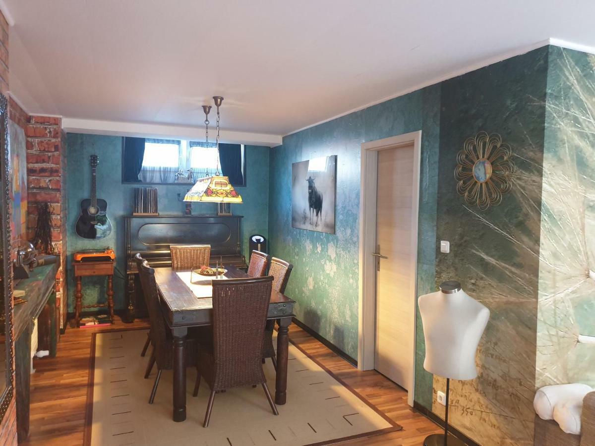 Feel Like Home / Fuhl Dich Wie Zu Hause Büchenbeuren Exteriör bild
