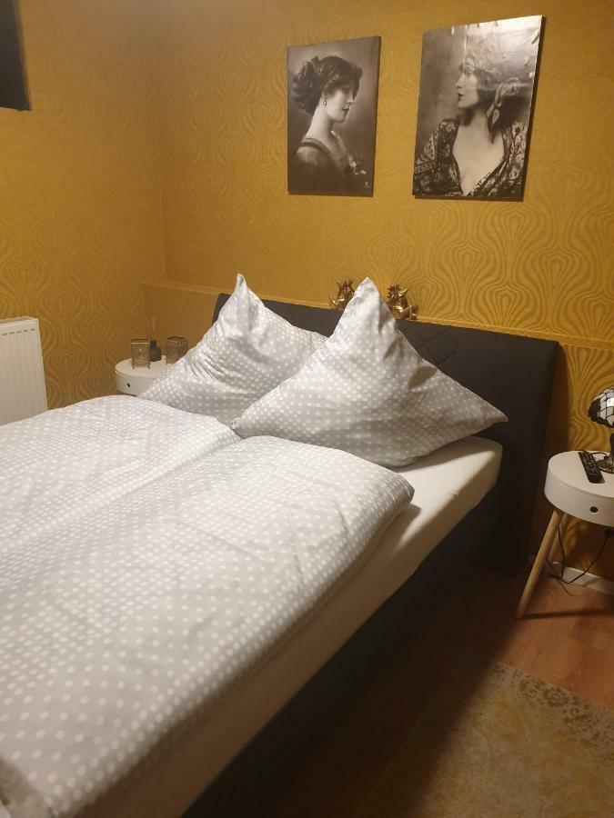 Feel Like Home / Fuhl Dich Wie Zu Hause Büchenbeuren Exteriör bild